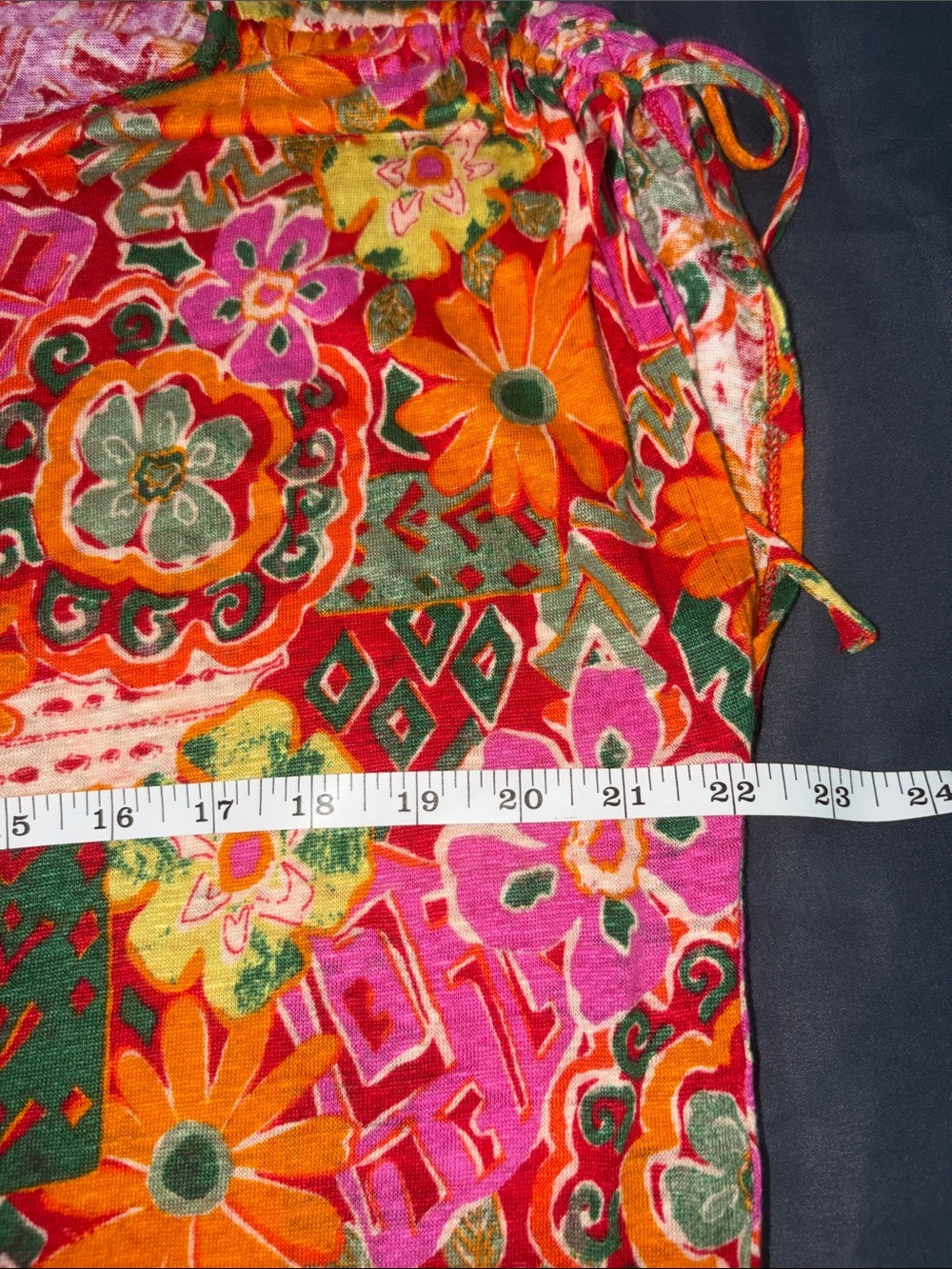 Nicole Miller Linen Multicolor Floral Short-Sleeve Blouse - Picture 5 of 7